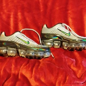 Ladies Nike Vapormax 360